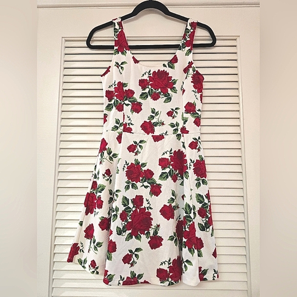 Divided H&M - Floral Rose Sleeveless Summer Dress